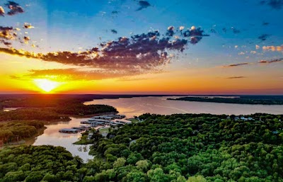 Cedar Bayou Marina - Lake Texoma - Gordonville, Texas campground