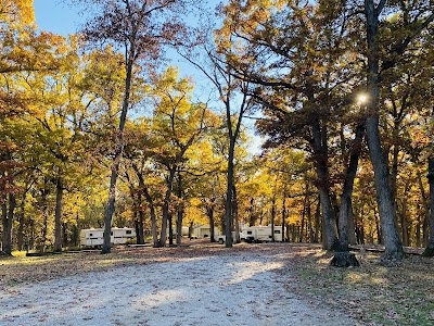 Slip Bluff County Park - Davis City, Iowa campground