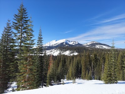 Deer Mountain Snowpark - Weed, California campground