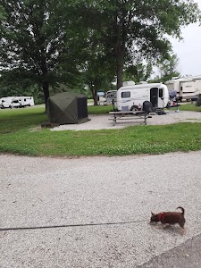 Longview Lake County Campground - Lee's Summit, Missouri