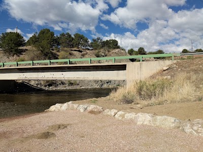 Bridge Camp - Trinity Center, California campground