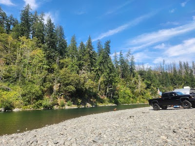 Nook Bar - Brookings, Oregon campground