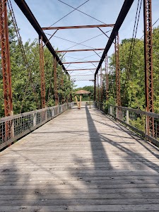 Saulsbury Bridge - Muscatine, Iowa campground