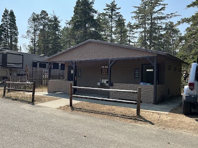 Eel Creek Campgrounds - Lakeside, Oregon campground