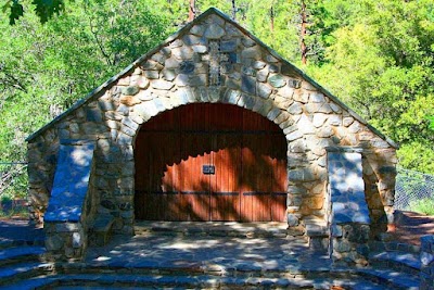 Lake - Valyermo, California campground
