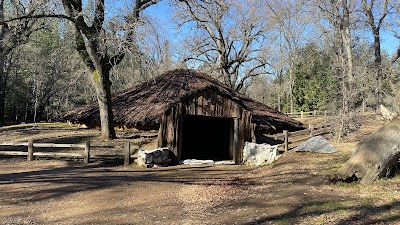 Indian Grinding Rock State Park - Pine Grove, California campground