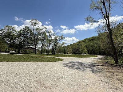 Wildcat Bluff County Park - Vinton, Iowa campground