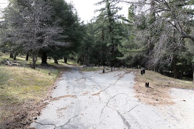 Upper Shake - Lake Hughes, California campground