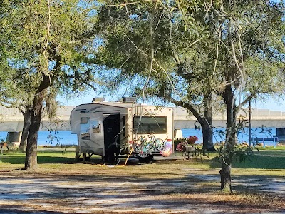 Mid Bay Shores Military campground