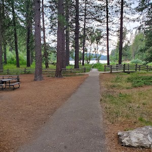 Hazel Creek  - Sly Park Recreation Area - Pollock Pines, California campground