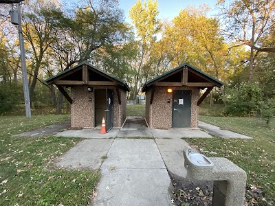 Walnut Woods State Park campground