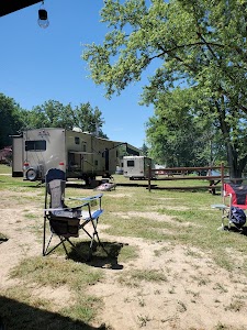 Maple River Campground - Pewamo, Michigan campground