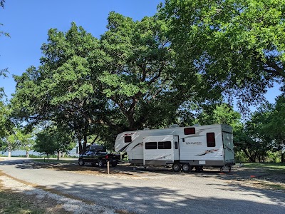 Holiday Park - Benbrook Lake - Fort Worth, Texas campground