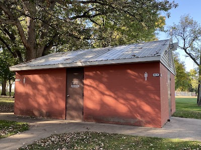 Silver Lake City Park - South - Lake Park, Iowa campground