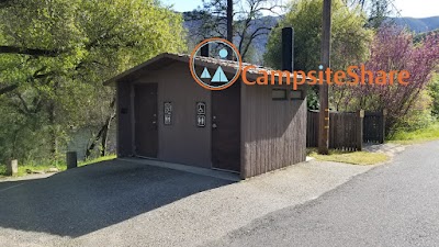 Dirt Flat - El Portal, California campground
