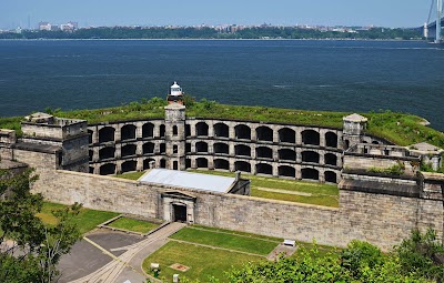 Fort Wadsworth - Gateway National Rec Area campground
