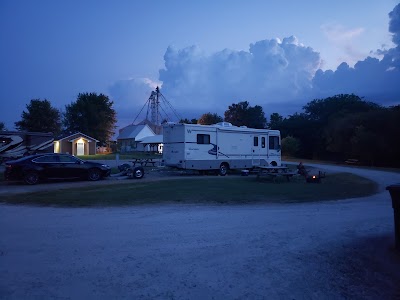 Waubonsie Trail Park - Cantril, Iowa campground