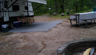 Pickerel Lake (Kalkaska) - State Forest - Vanderbilt, Michigan campground